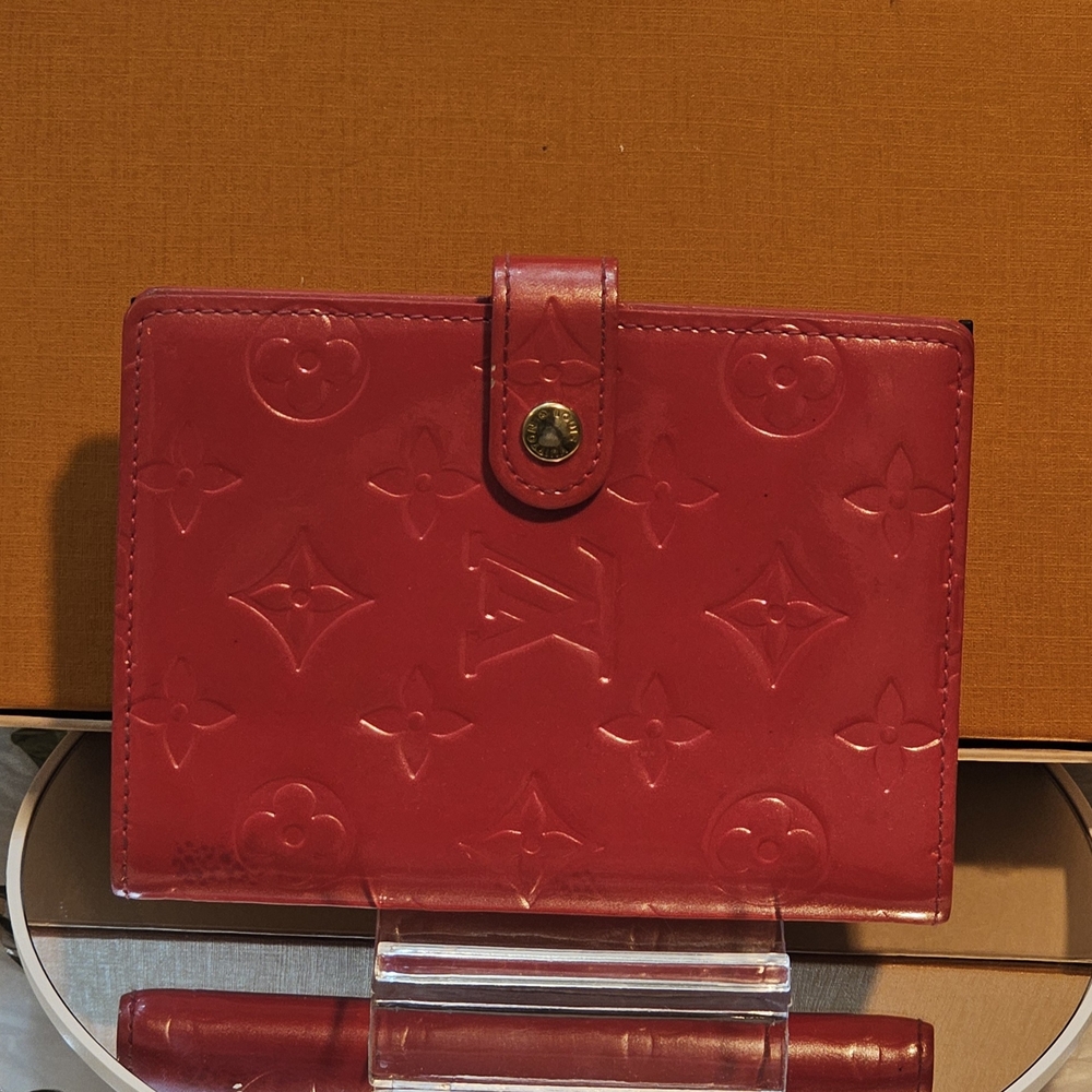 Louis Vuitton Pink Vernis Embossed Patent Leather Agenda Wallet